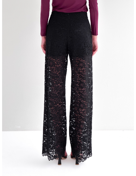 Pantalone a palazzo in pizzo semi trasparente