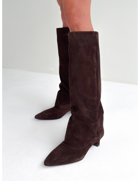 Stivale con Tacco in pelle scamosciato