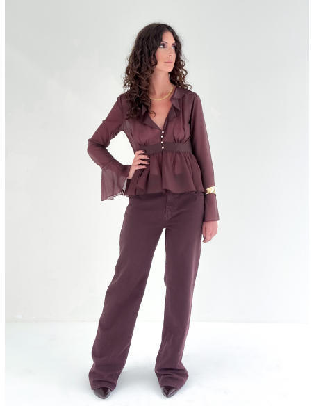 Shirt with ruffled details and calla-style sleeves