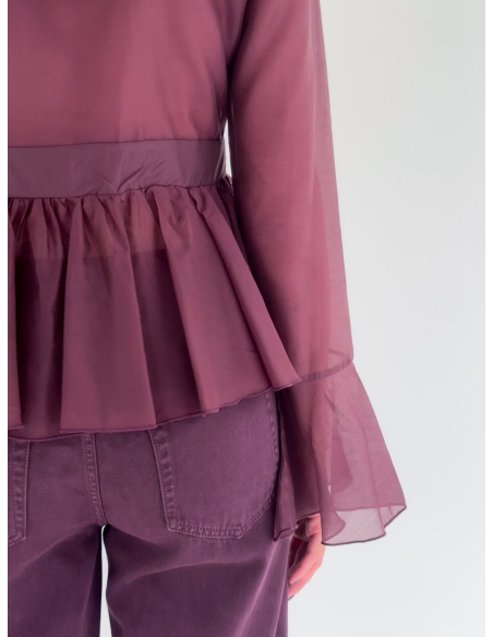 Blusa con rouches e manica a calla