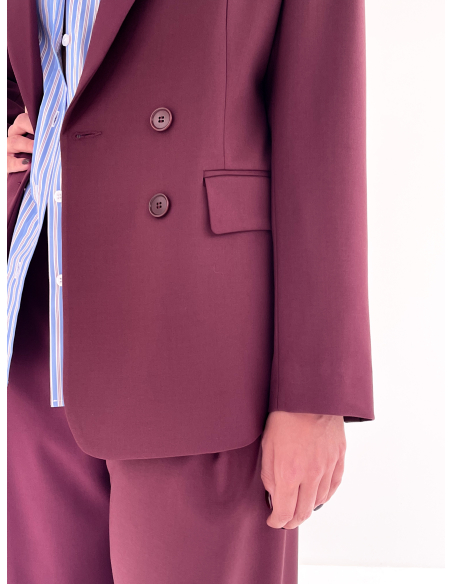 Asymmetric closure blazer