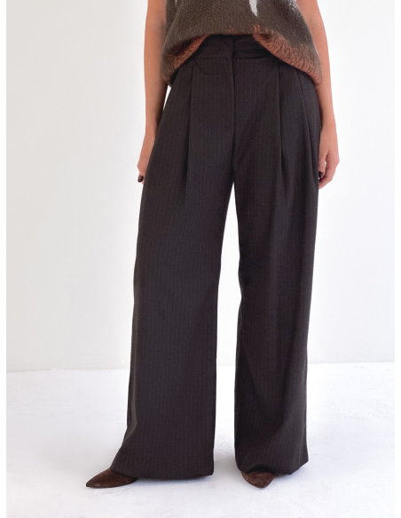 Pantalone a palazzo gessato con pinces