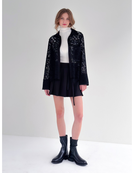 Floral lace shirt with satin finishes