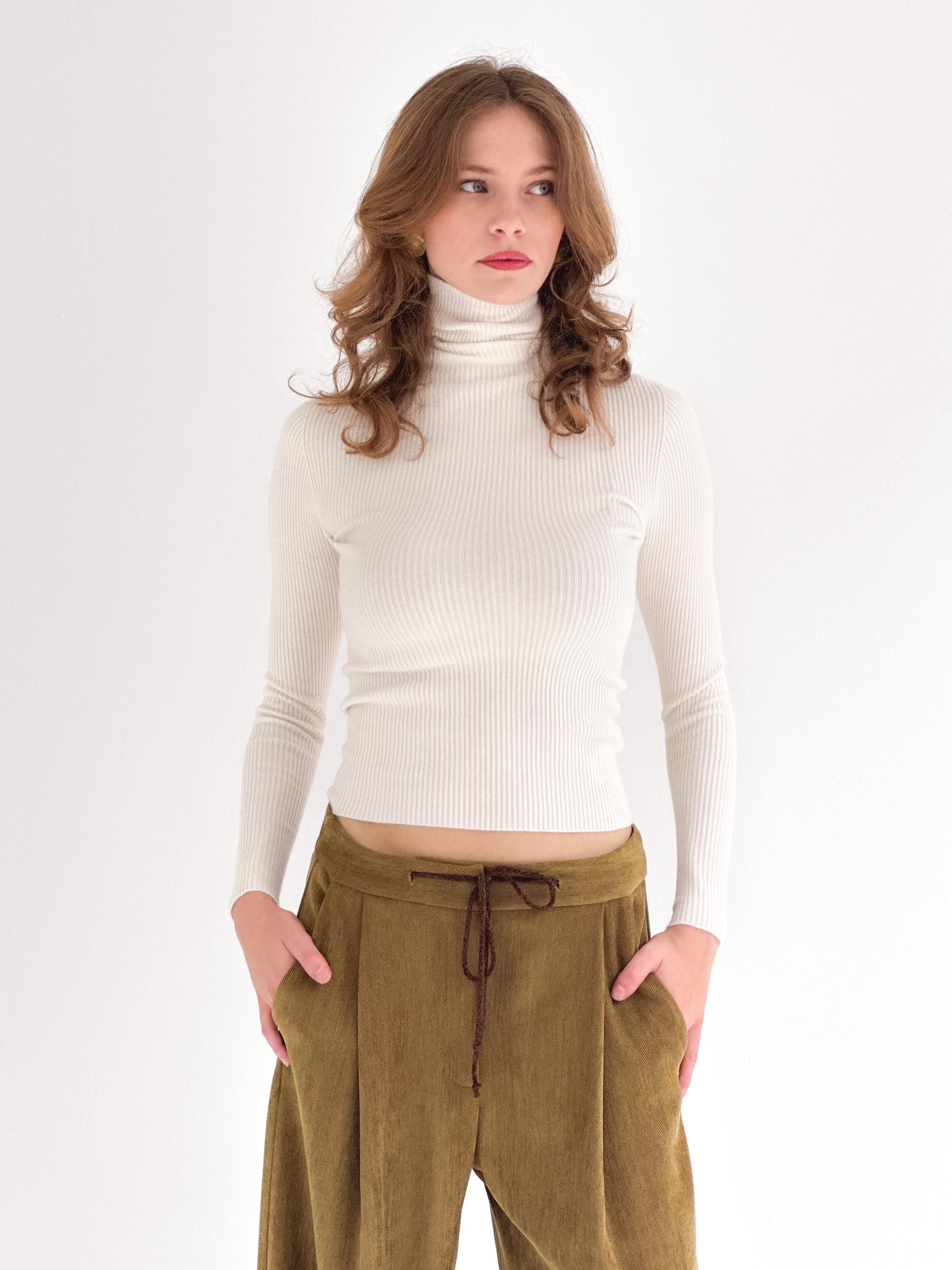 Ribbed turtleneck
