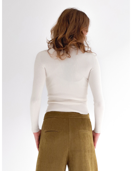Ribbed turtleneck