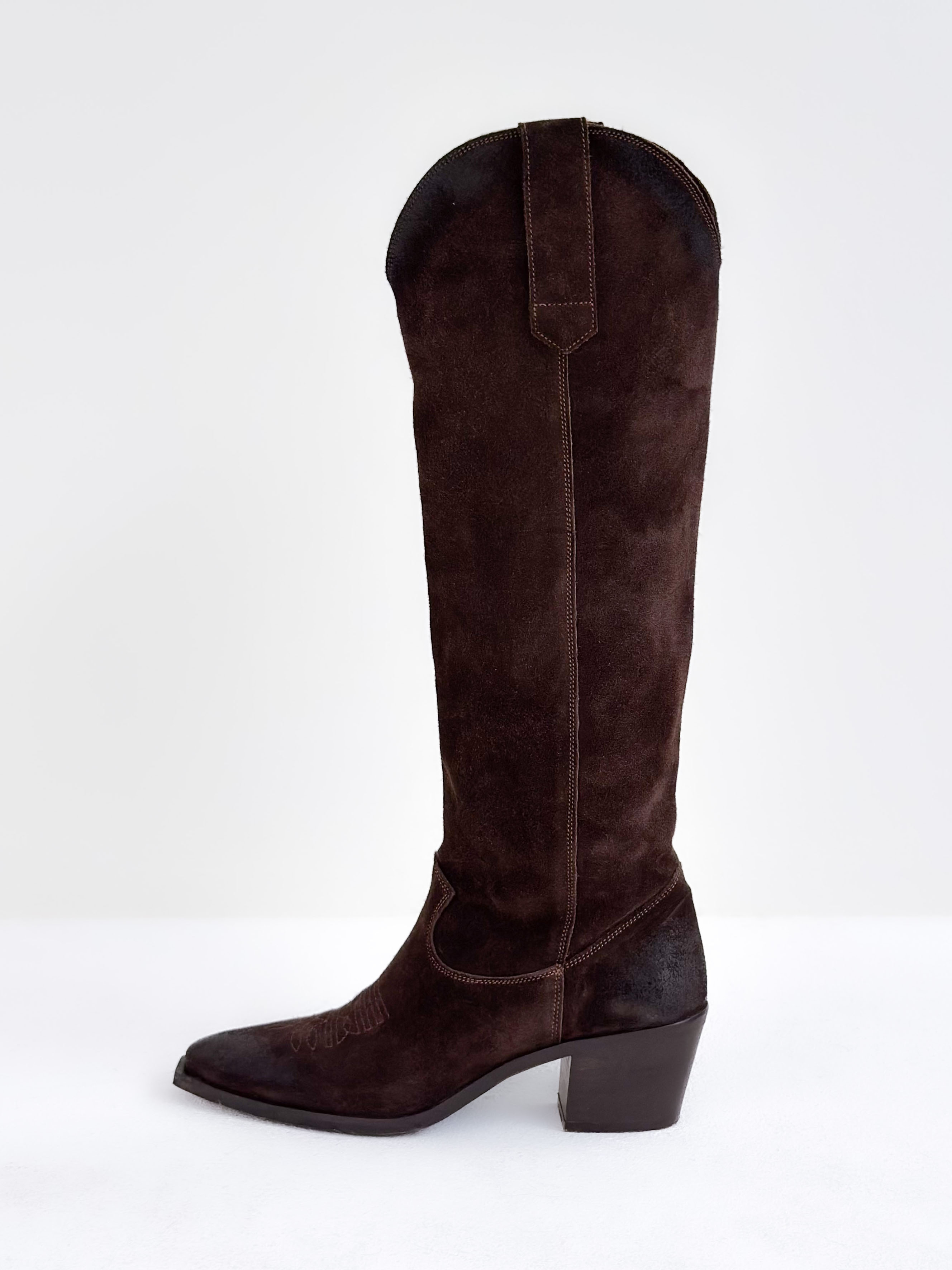 Texano in Suede