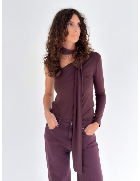 Single shoulder jersey sweater with sash