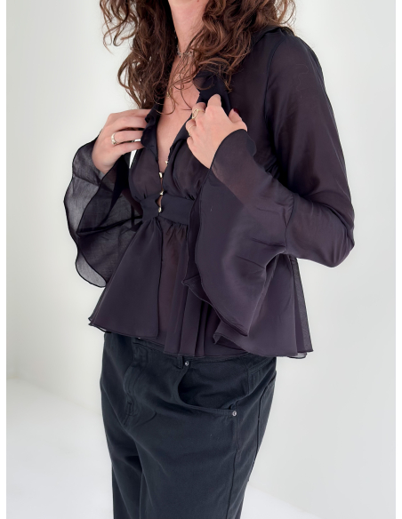 Blusa con rouches e manica a calla