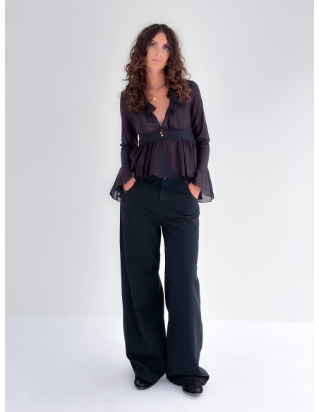 Blusa con rouches e manica a calla