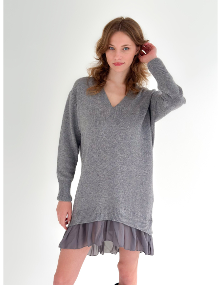 Knitted dress with ruffles