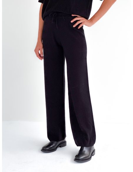 100% Wool Knitted Trousers