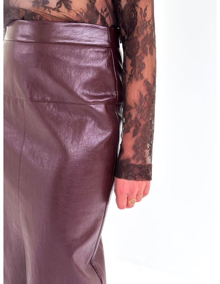 Skirt in aged-effect faux leather