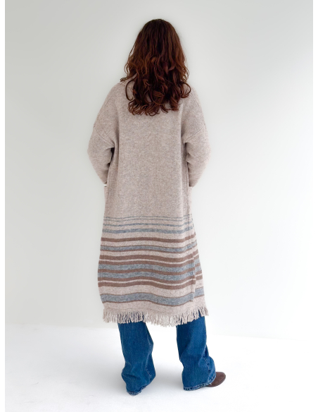 Long cardigan with fringes