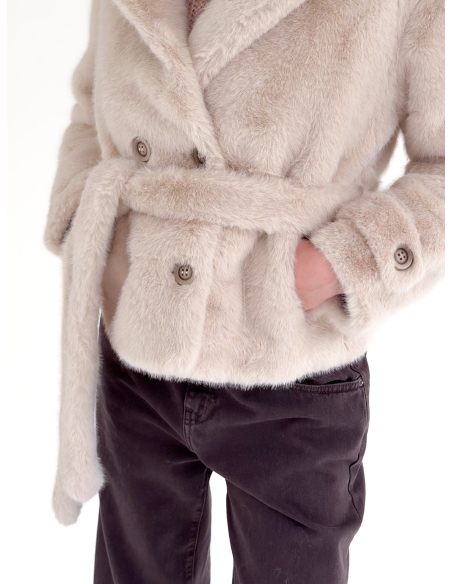 Eco pelliccia con Cintura