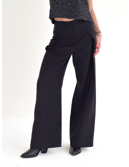 Pleated palazzo trousers