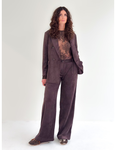 Corduroy trousers with pleats