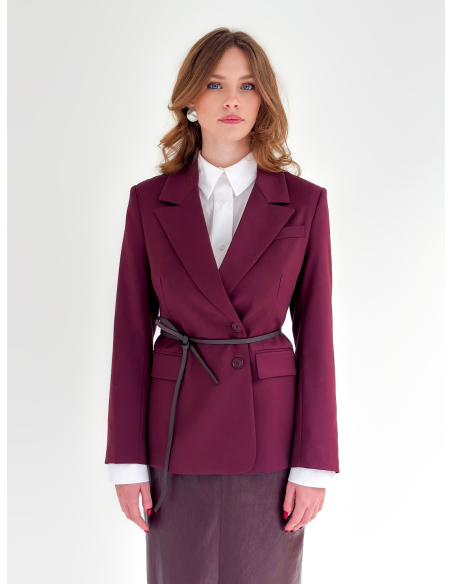 Asymmetric closure blazer