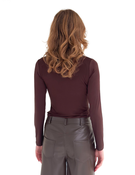 Lightweight viscose blend turtleneck