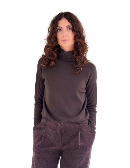 100% wool turtleneck