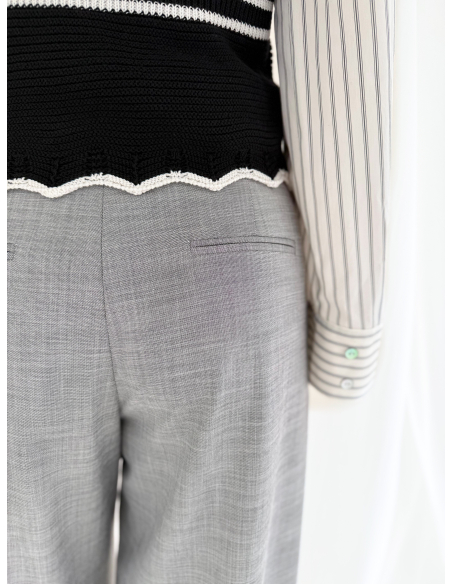 Pantalone sartoriale con pinces