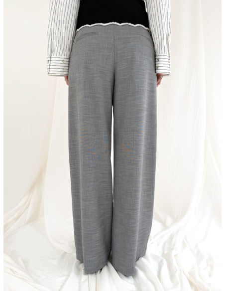 Pantalone sartoriale con pinces