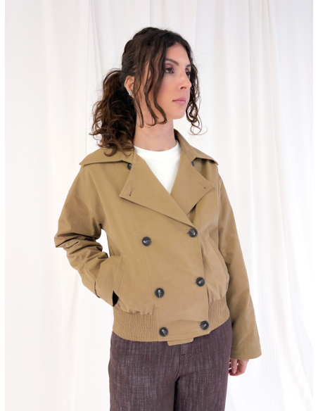 Short trench coat