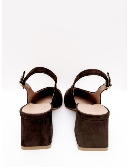 Sling back in suede