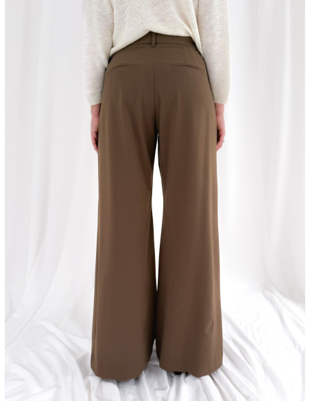 Tailored trousers with double pleats