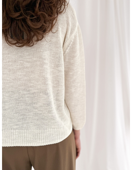 Polo in a linen and viscose blend