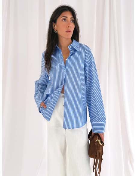Striped shirt with wide sleeves