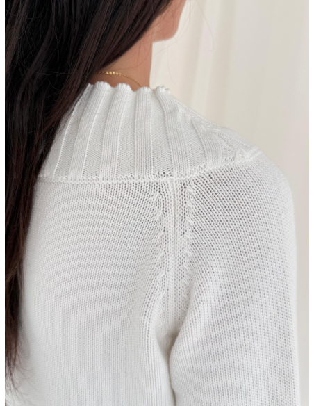 Maglia con scollo a cratere