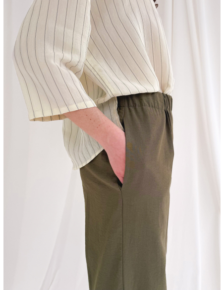 Soft trousers with pleats