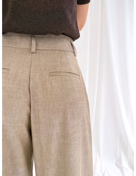 Pantalone sartoriale con pinces