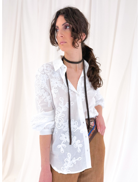 Cotton muslin shirt with floral appliques