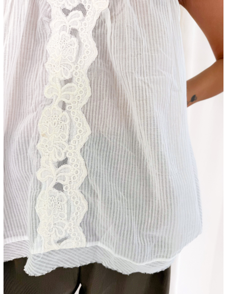 Embroidered cotton top