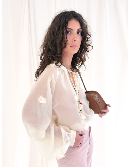 Eucalyptus viscose blouse with applique flowers