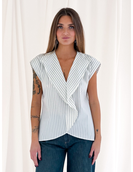 Striped blouse with ruffles