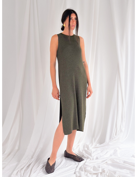 Abito midi in lurex senza maniche