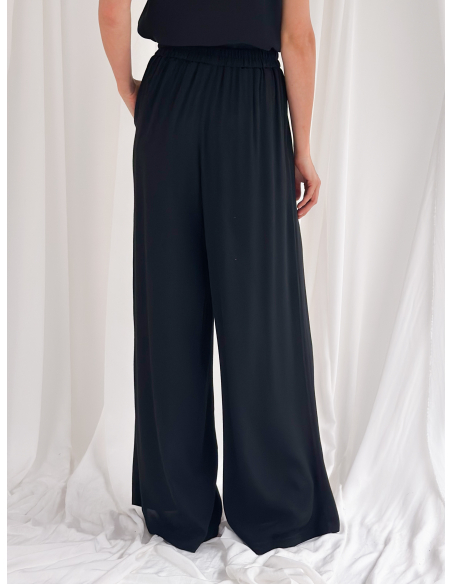 Flowing viscose trousers