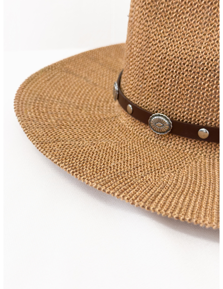 Western hat in raffia with shells