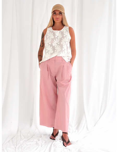 Sleeveless jacquard print top