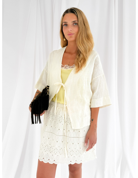 Top in viscosa blend con spalline sottili e pizzo
