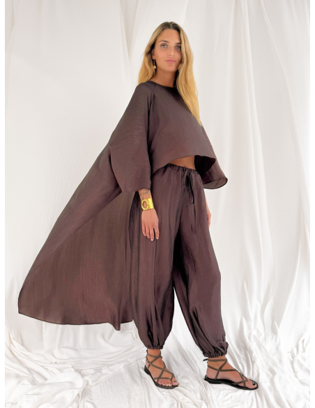 Top a mantella