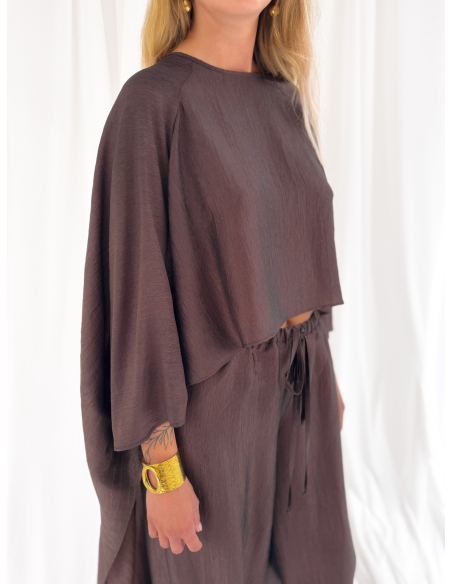 Top a mantella