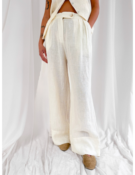 Linen trousers with pleats