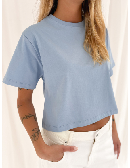 cropped t-shirt