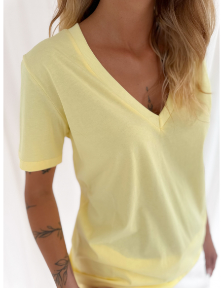 T-shirt scollo a V mezza manica