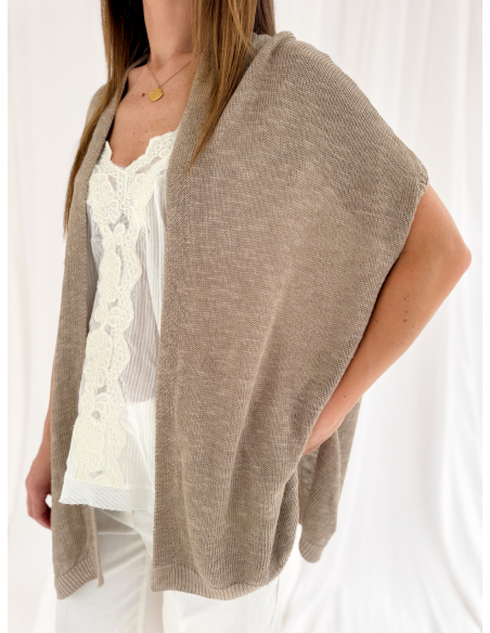 Sleeveless cardigan in linen and viscose blend