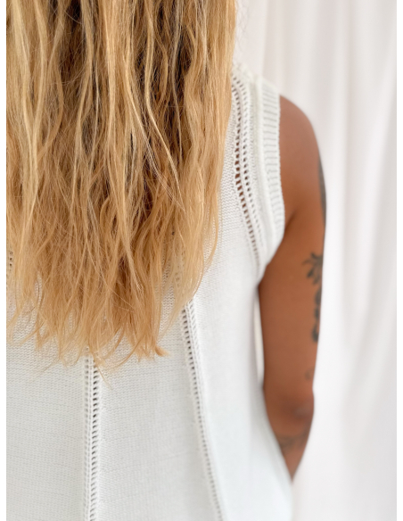Knitted vest