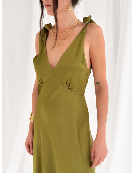 Long dress in viscose satin